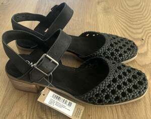 Tom’s Women’s Sz 8 Jaclyn Block Heel Mary Jane Black Knotted Basket Leather